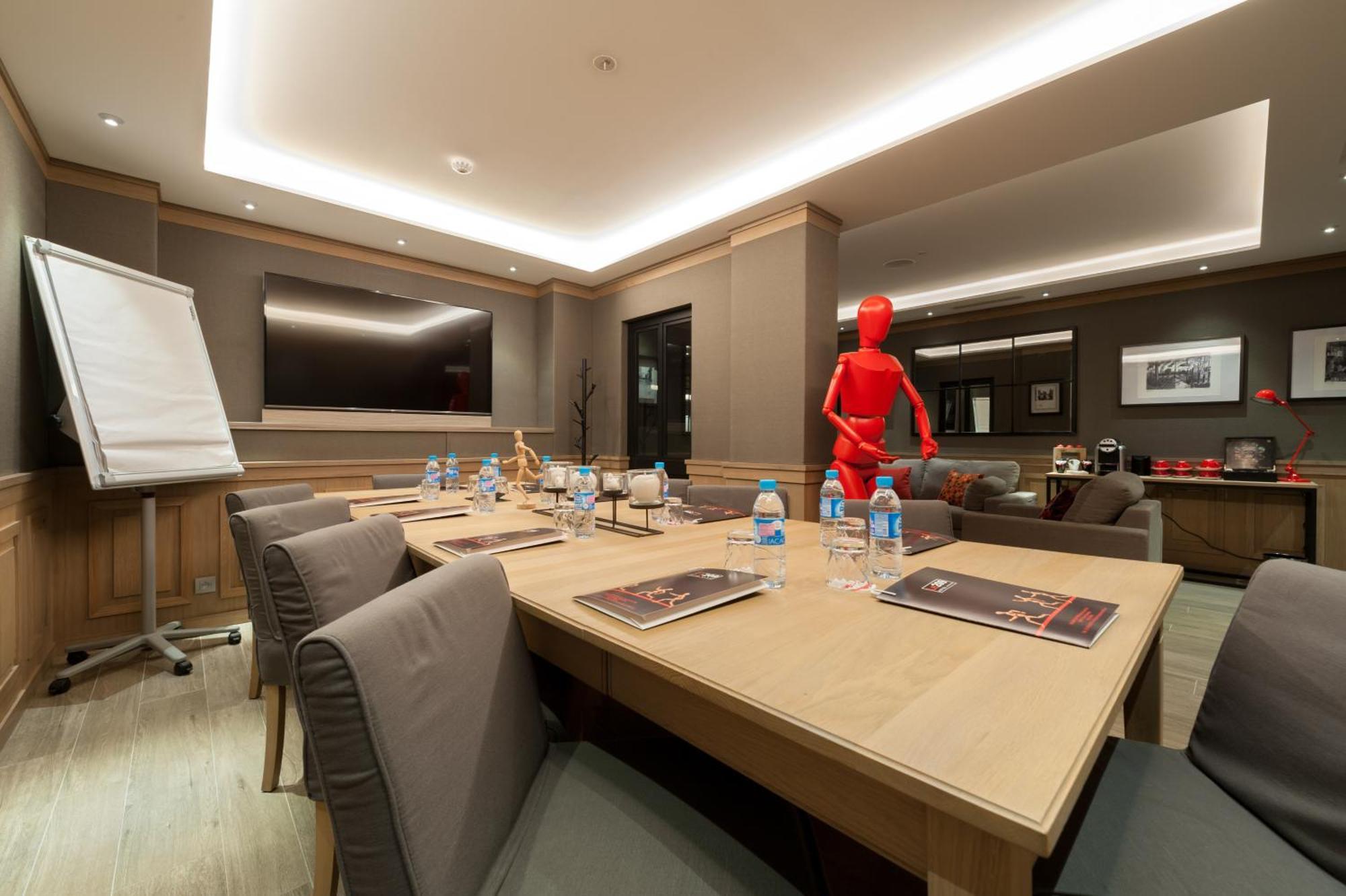 Le 209 Bercy Hotel 4*